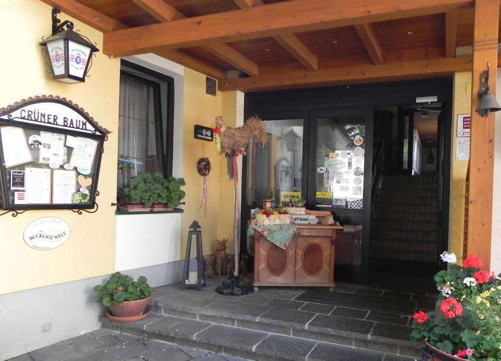 Gasthof Grüner Baum Kirchberg am Wechsel Exterior foto